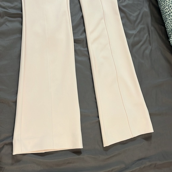 Pink pants - Picture 2 of 3